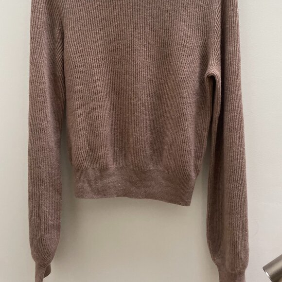 Aritzia Babaton Column Balloon Sleeve Sweater - Picture 4 of 4